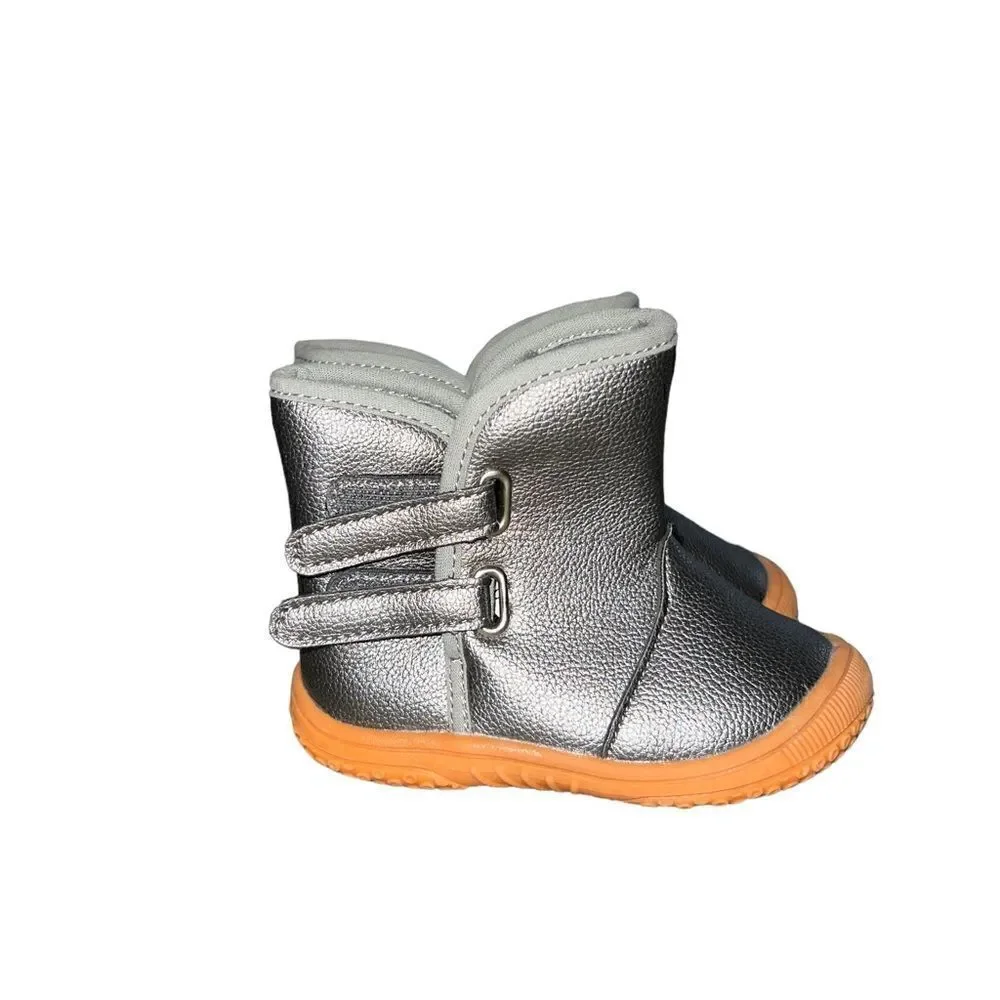 Pewter‎ and orange infant boots with faux shearling lining unisex size 6.5